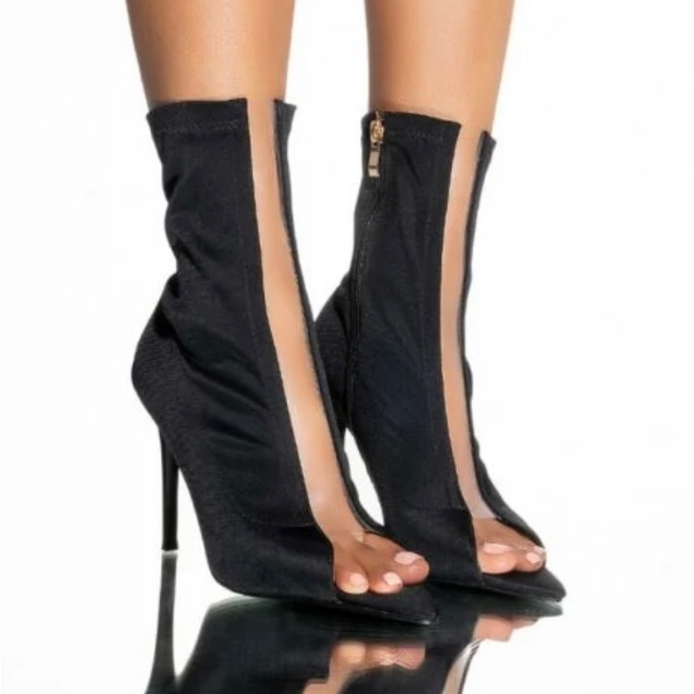 Brand New Azalea Wang “Work for it” booties.